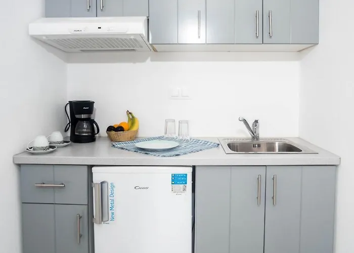 Apartman Amazing Naxos For 6 Modern Furnishings