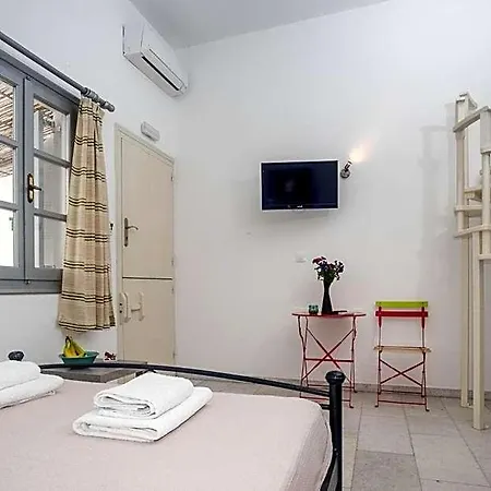 Appartement Amazing Naxos For 6 Modern Furnishings *