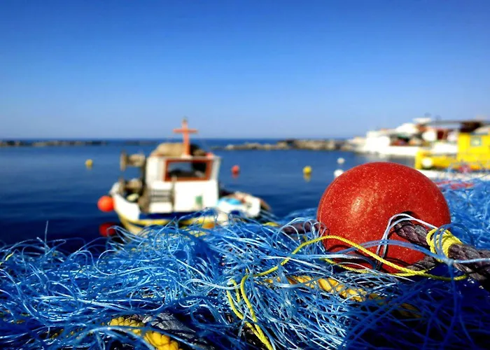 Amazing Naxos For 6 Modern Furnishings *